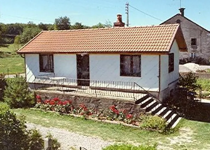 Reposant En Foret Avec Terrasse, Proche De Plombieres-les-bains - Fr-1-589-165